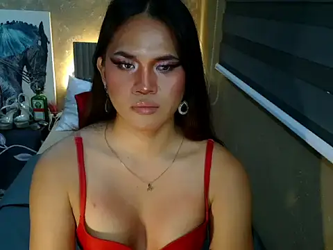 YllanaAltheaXxX online show from April 2, 2026, 1:47 am