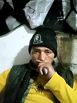 Snapshot of Narckse chatting on October 6, 2025, 12:02 pm Narckse online show from October 6, 2025, 12:02 pm