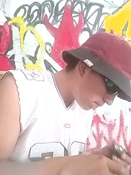 Snapshot of Narckse chatting on October 22, 2025, 11:15 pm Narckse online show from October 22, 2025, 11:15 pm