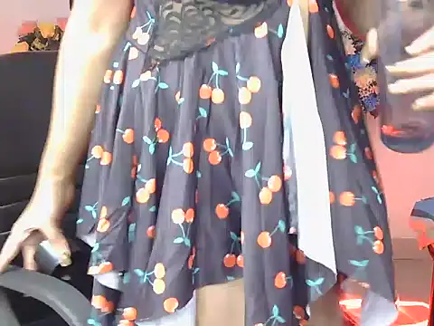 Snapshot of Hotti_figure chatting on October 7, 2025, 2:09 am Hotti figure online show from October 7, 2025, 2:09 am