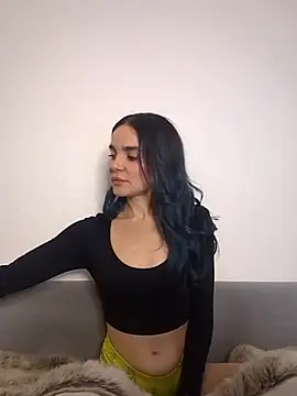 RosieCheexxxxxx online show from November 14, 2025, 4:33 am