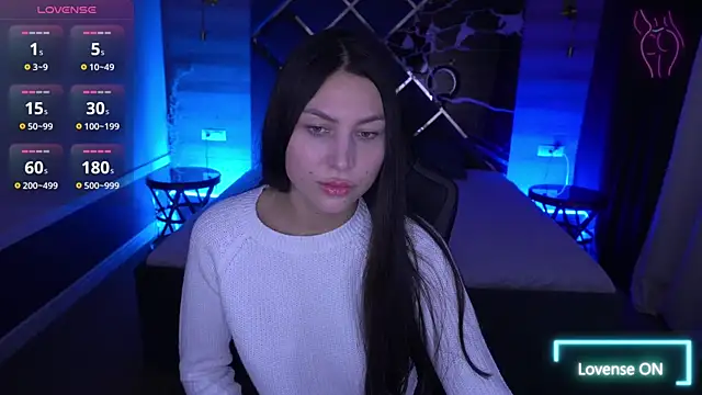 EliseVelour online show from November 9, 2025, 1:53 pm