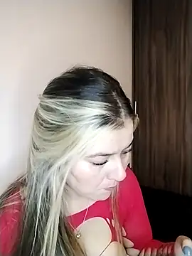 Snapshot of Fernandar2025 chatting on October 17, 2025, 1:53 am Fernandar2025 online show from October 17, 2025, 1:53 am