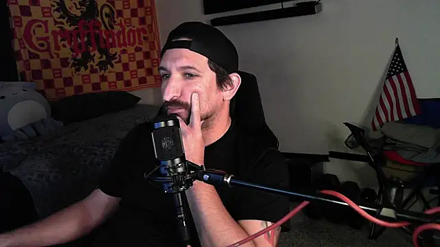 DevilPup75  online show from September 30, 2025, 10:42 am