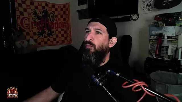 DevilPup75  online show from April 17, 2026, 1:25 pm