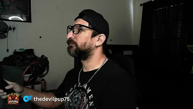 DevilPup75  online show from August 4, 2026, 1:14 pm