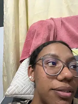 Valen1800 online show from September 15, 2025, 12:54 am