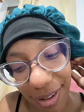 Valen1800 online show from September 30, 2025, 2:05 am