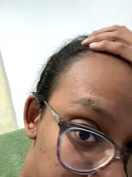 Valen1800 online show from October 7, 2025, 1:25 am