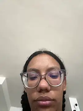 Valen1800 online show from February 27, 2026, 2:44 am