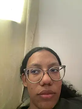 Valen1800 online show from March 8, 2026, 8:34 pm