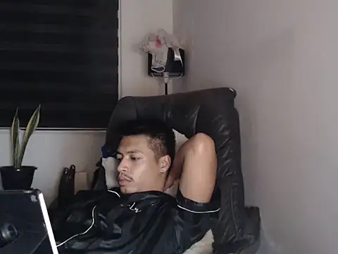 Snapshot of Asian_gregor chatting on June 13, 2026, 10:40 pm Asian gregor online show from June 13, 2026, 10:40 pm