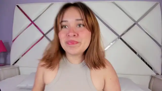 Snapshot of sara-lopez1 chatting on September 29, 2025, 12:10 pm sara-lopez1 online show from September 29, 2025, 12:10 pm