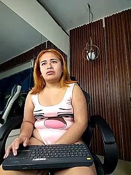 Snapshot of sara-lopez1 chatting on October 15, 2025, 12:16 pm sara-lopez1 online show from October 15, 2025, 12:16 pm