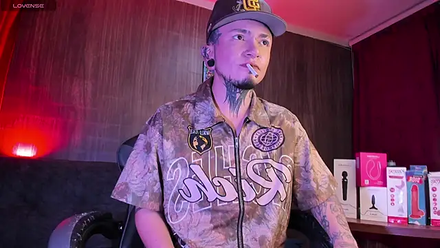tyler jones  online show from June 22, 2026, 4:31 am