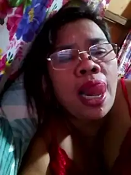 Huge mama69 online show from December 15, 2025, 2:21 pm