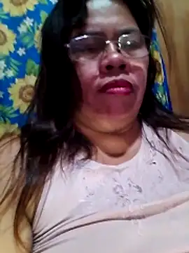 Huge mama69 online show from February 26, 2026, 9:36 pm