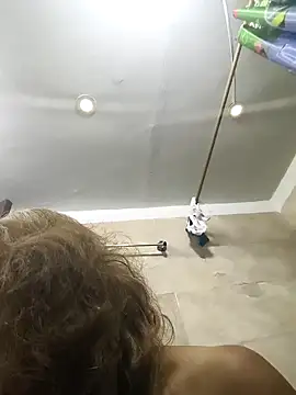 Snapshot of MaryeLunna chatting on September 23, 2025, 10:40 am MaryeLunna online show from September 23, 2025, 10:40 am