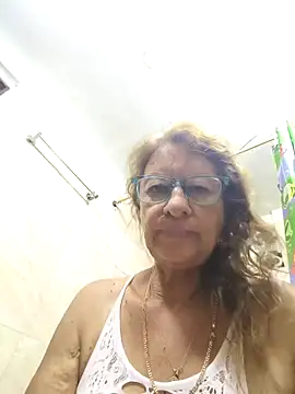 Snapshot of MaryeLunna chatting on October 5, 2025, 11:35 pm MaryeLunna online show from October 5, 2025, 11:35 pm