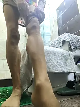 Snapshot of MaryeLunna chatting on October 16, 2025, 6:42 pm MaryeLunna online show from October 16, 2025, 6:42 pm