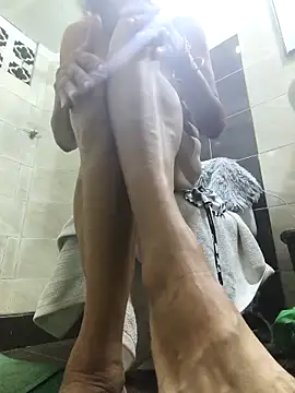 Snapshot of MaryeLunna chatting on October 20, 2025, 12:55 am MaryeLunna online show from October 20, 2025, 12:55 am