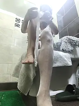 Snapshot of MaryeLunna chatting on October 21, 2025, 11:11 am MaryeLunna online show from October 21, 2025, 11:11 am