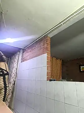 Snapshot of MaryeLunna chatting on February 15, 2026, 12:47 pm MaryeLunna online show from February 15, 2026, 12:47 pm