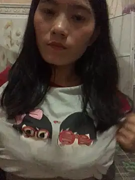 Snapshot of Maymay97 chatting on September 19, 2025, 2:07 pm Maymay97 online show from September 19, 2025, 2:07 pm