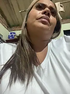 EmilyDuran  online show from June 26, 2026, 1:10 am