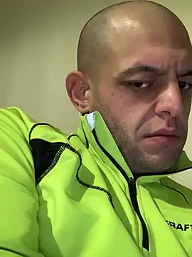 milenski74 online show from February 2, 2026, 11:36 pm