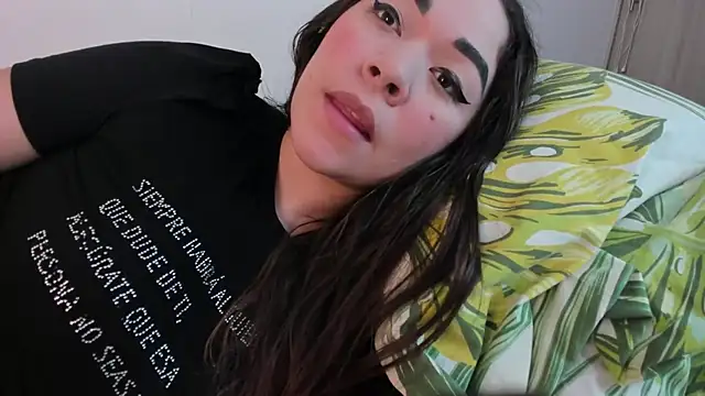 Snapshot of Brianna_Angelina chatting on March 2, 2025, 2:32 pm Brianna Angelina online show from March 2, 2025, 2:32 pm