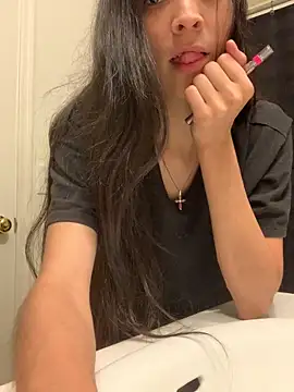 lovinlush online show from October 14, 2025, 4:19 pm