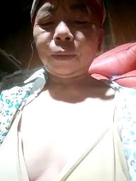 VangLe73 online show from September 15, 2025, 9:04 pm