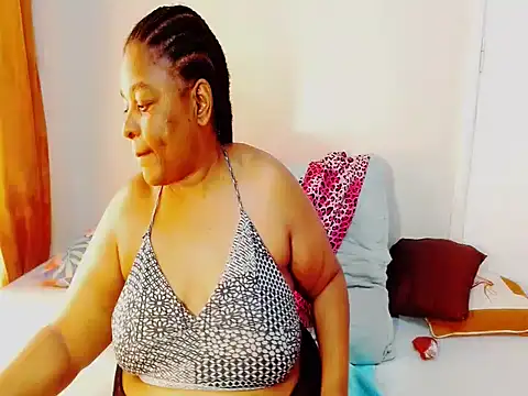 Snapshot of Love-Racheal75 chatting on July 12, 2026, 8:49 am Love-Racheal75 online show from July 12, 2026, 8:49 am