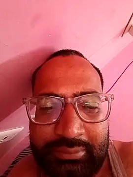 Snapshot of hard_boy9455 chatting on May 1, 2026, 1:10 am hard boy9455 online show from May 1, 2026, 1:10 am
