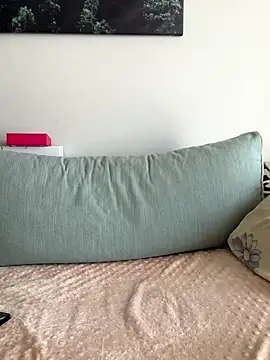 Celine charme online show from September 11, 2025, 10:48 am