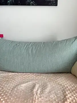 Celine charme online show from September 28, 2025, 11:59 am