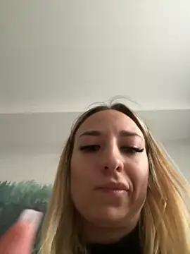 Celine charme online show from October 3, 2025, 10:56 am