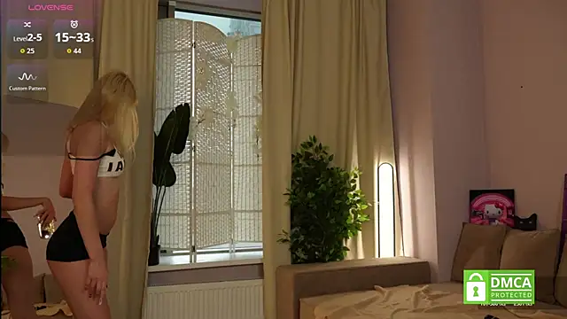 Miya Nelson online show from October 25, 2025, 4:20 am