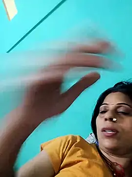 Snapshot of Soniya_Roy chatting on September 28, 2025, 6:02 pm Soniya Roy online show from September 28, 2025, 6:02 pm