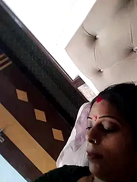 Snapshot of Soniya_Roy chatting on September 30, 2025, 5:01 am Soniya Roy online show from September 30, 2025, 5:01 am