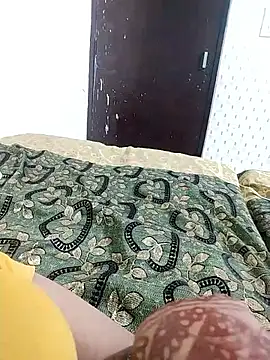 Snapshot of Soniya_Roy chatting on October 11, 2025, 8:18 pm Soniya Roy online show from October 11, 2025, 8:18 pm