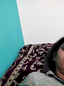 Snapshot of Soniya_Roy chatting on October 22, 2025, 4:02 am Soniya Roy online show from October 22, 2025, 4:02 am