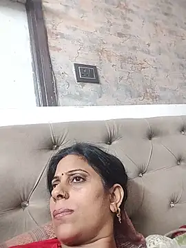 Snapshot of Soniya_Roy chatting on June 9, 2026, 3:01 pm Soniya Roy online show from June 9, 2026, 3:01 pm