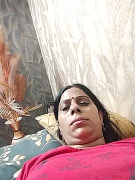 Soniya Roy online show from July 19, 2026, 2:32 pm