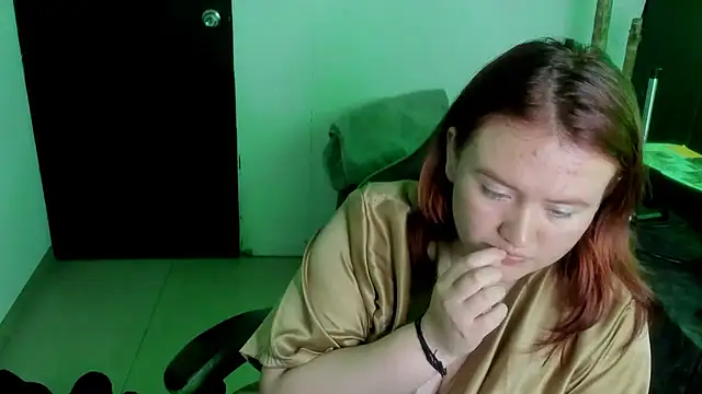 AliaMiller  online show from March 11, 2026, 1:22 am