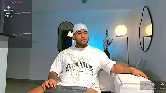 Snapshot of Michael_Salens chatting on October 11, 2025, 10:52 pm Michael Salens online show from October 11, 2025, 10:52 pm