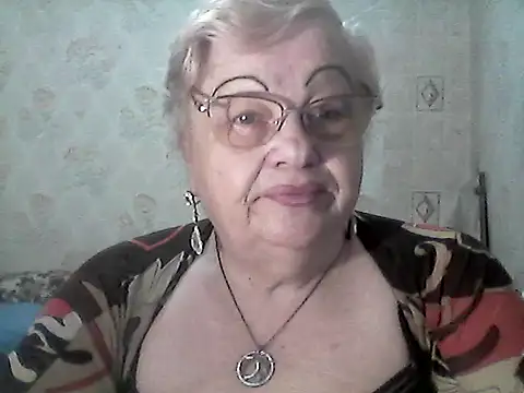 NatalieNorth online show from June 11, 2026, 8:40 pm