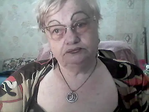 NatalieNorth online show from June 12, 2026, 9:35 pm