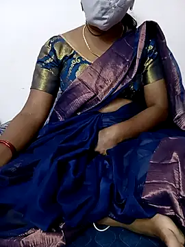 Cute Renuka online show from October 27, 2025, 4:33 pm